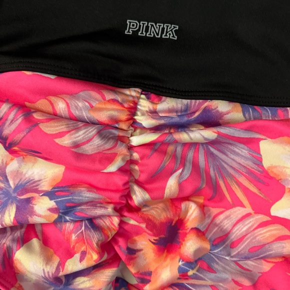 NWT Victoria's Secret PINK Gym to Swim Ruched Shortie shorts Hawaiian floral XS - Picture 7 of 7